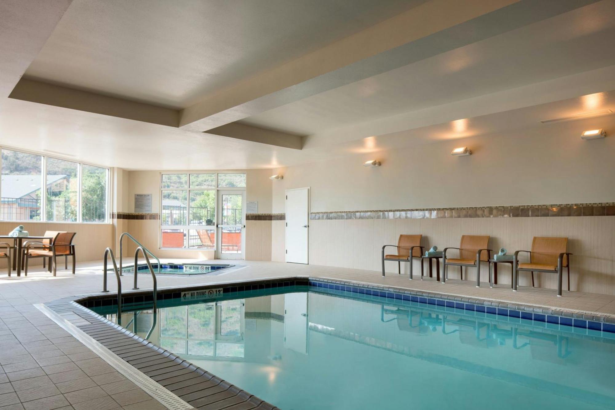 Courtyard By Marriott Glenwood Springs Hotell Eksteriør bilde